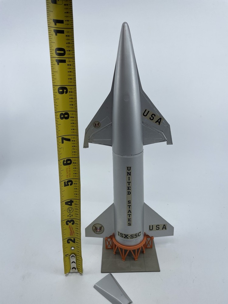 REVELL 1959 CONVAIR SPACE SHUTTLECRAFT MODEL