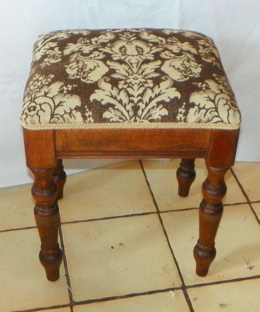 Walnut Bench  (VB-6)