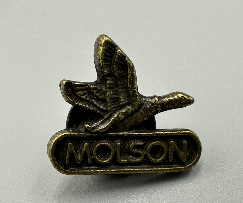 Vintage MOLSON BEER Canada Goose Lapel Pin