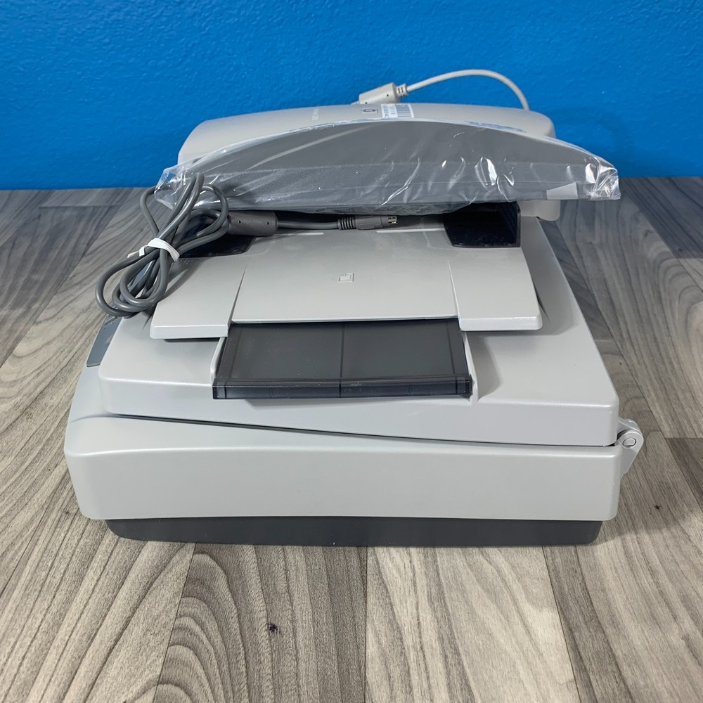 HP Hewlett Packard ScanJet 5590 Flatbed Scanner New