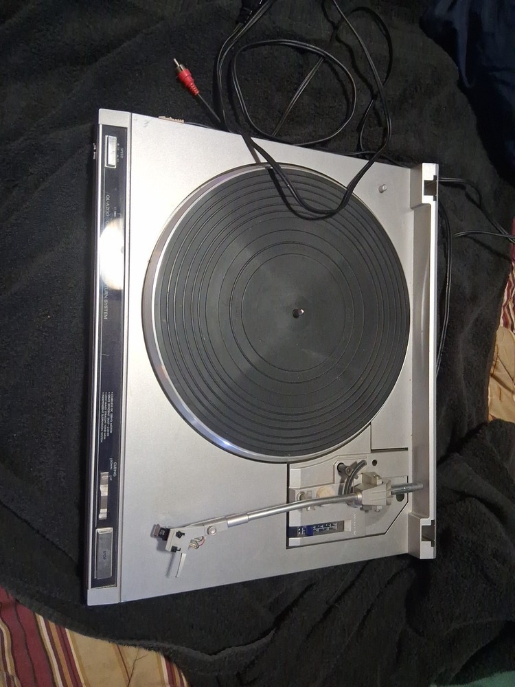 JVC QL-A200 Quartz Turntable