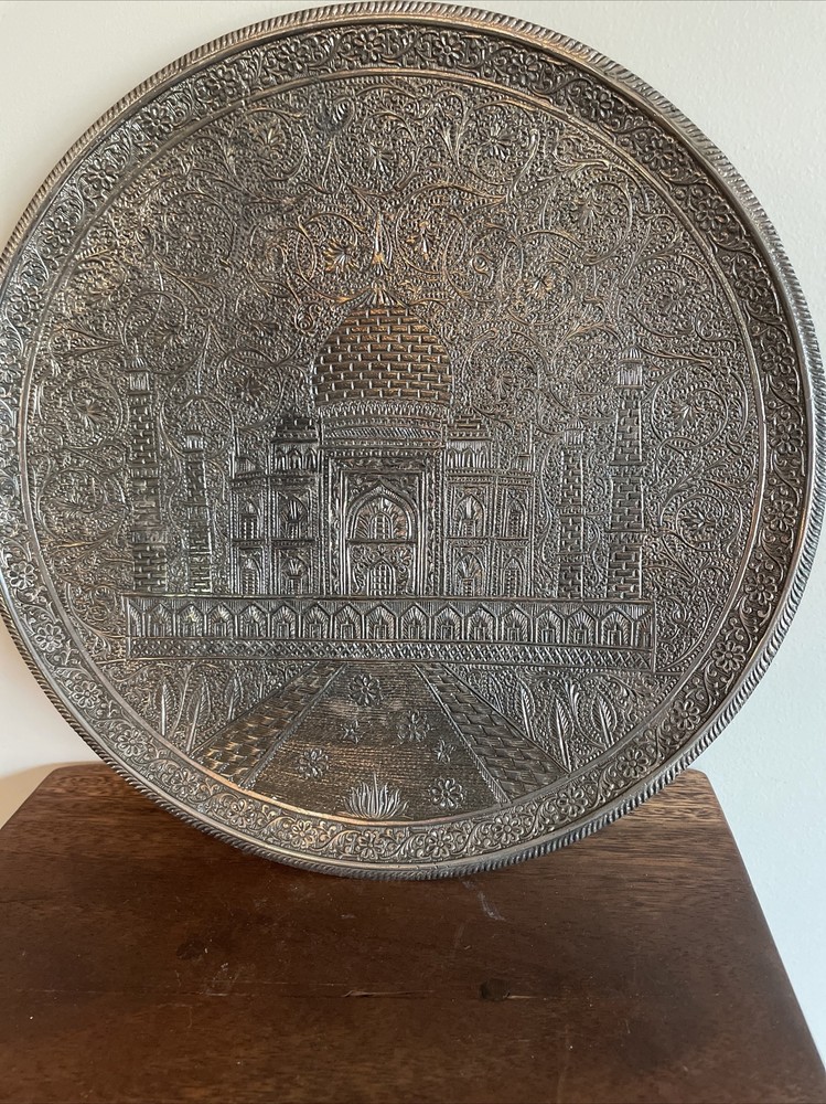 Silver Engraved Taj Mahal Wall Plate