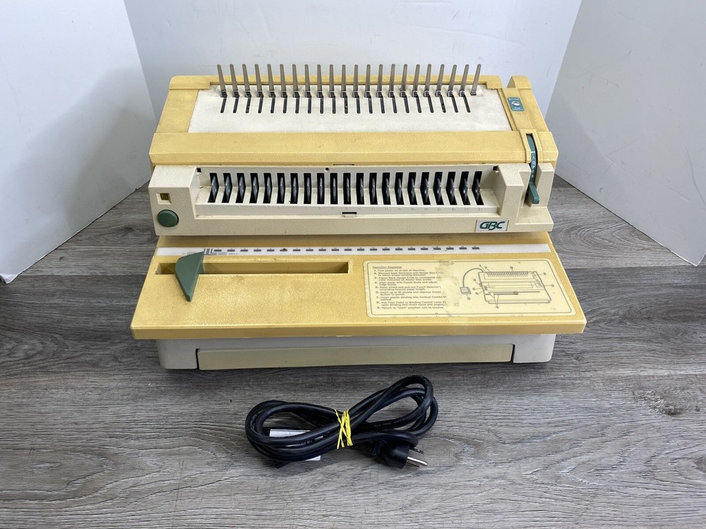 GBC Electric Binder Model 470-KM *Tested Works*