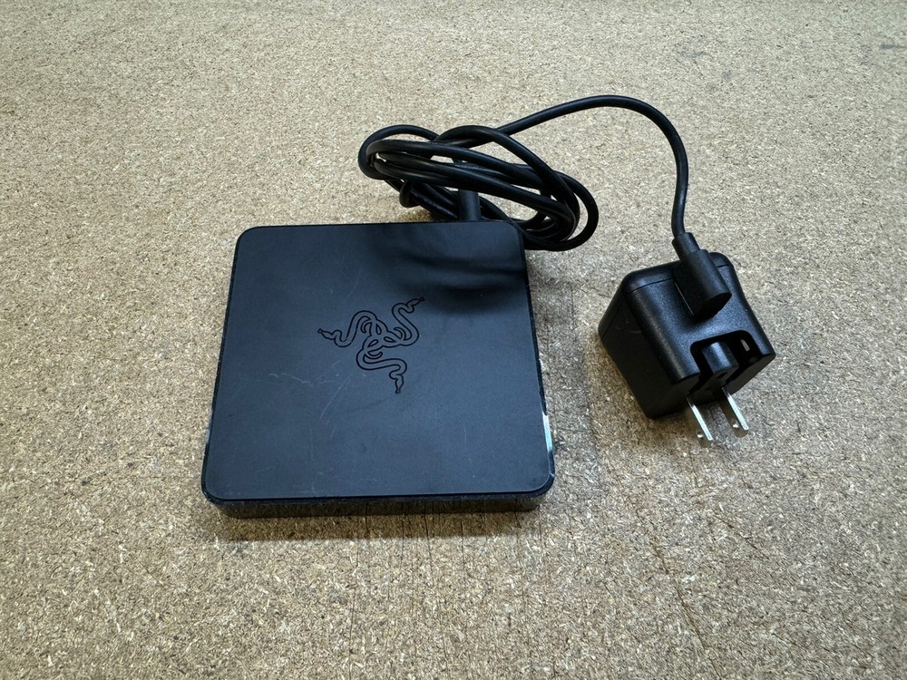 Solstice Pod RZ16-0128 Wireless Collaboration Micro-Console w/ Power RAZER