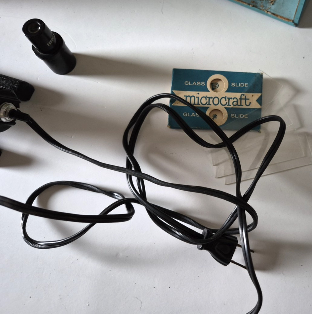 Vintage Porter Science Microcraft Student Research Series Microscope w/ Case