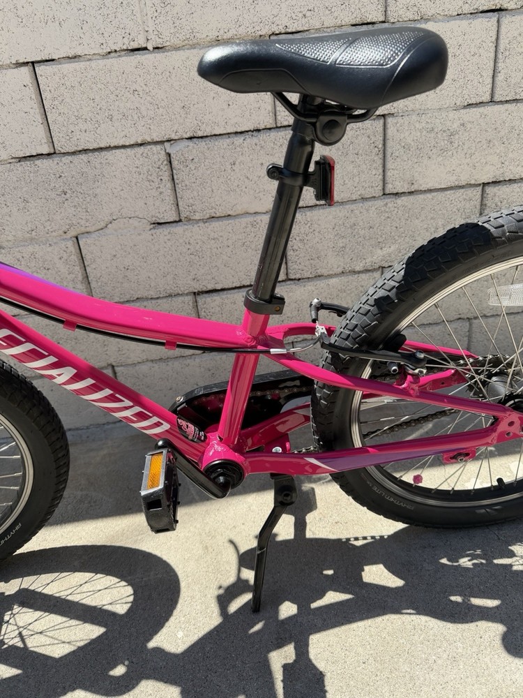 bicycle specialized Riprock Coaster 20 (Local Pick Up Only)