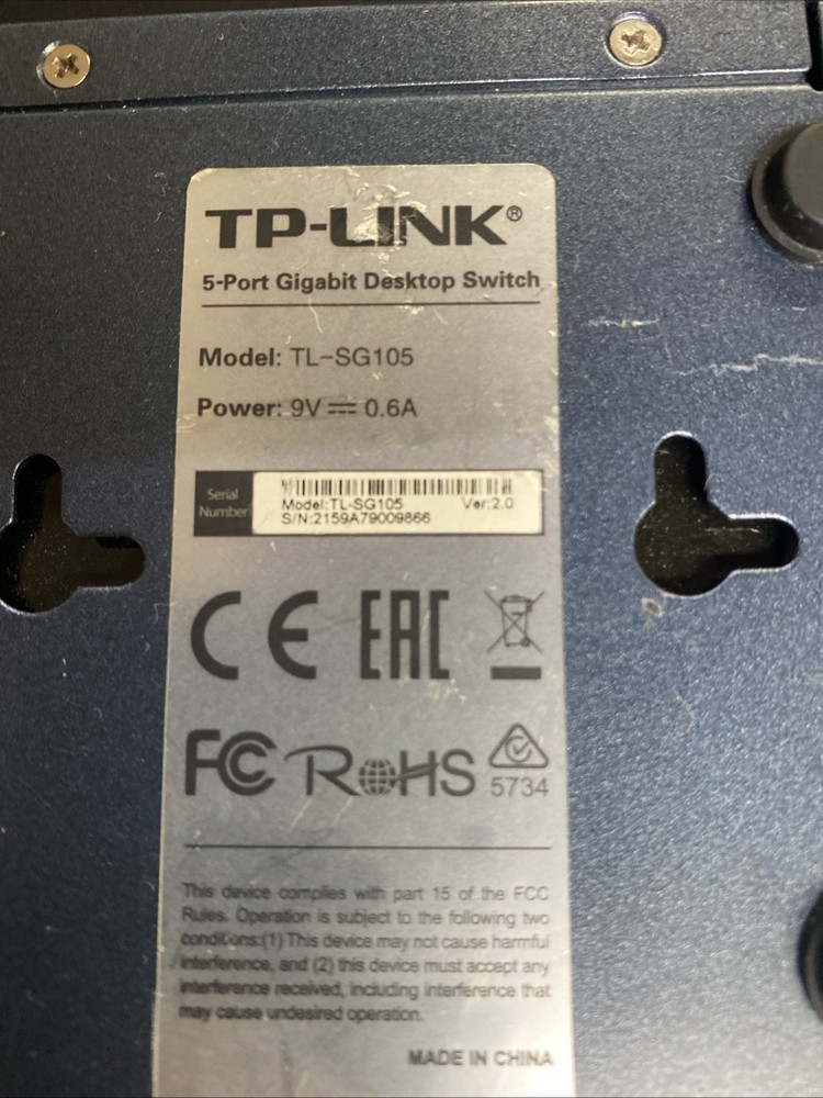 TP-LINK Technologies TP-Link (TL-SG105) 5-Ports External Switch w/ Adapter