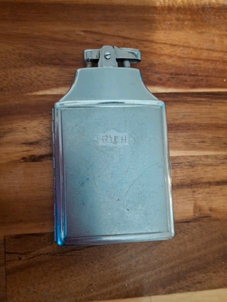 Vintage Ronson Mastercase Cigarette Holder Lighter Engraved Chrome/Silver Tone