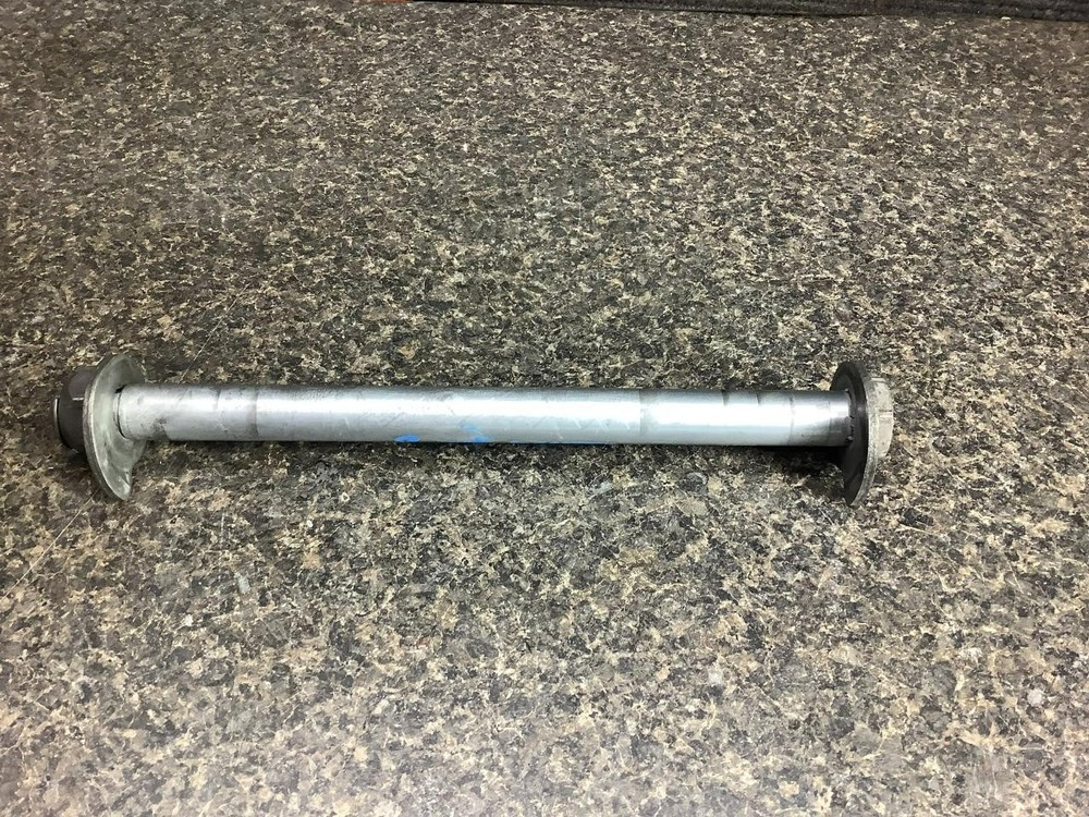 14 Harley Electra-Glide FLHT FLHTK Rear Axle Bolt 16E