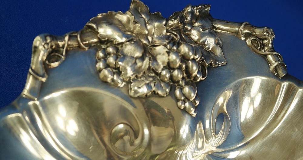 Reed & Barton Silverplate Shell Shaped Footed Bowl 11"