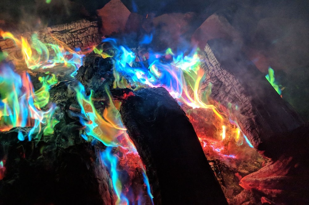 Mystical Fire Merlin’s Color Changing Packets Pits Campfire Green