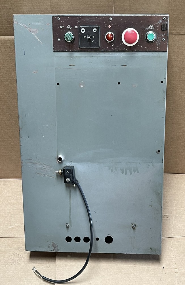 INDUSTRIAL MACHINE CONTROL DISTRIBUTION BOX ENCLOSURE