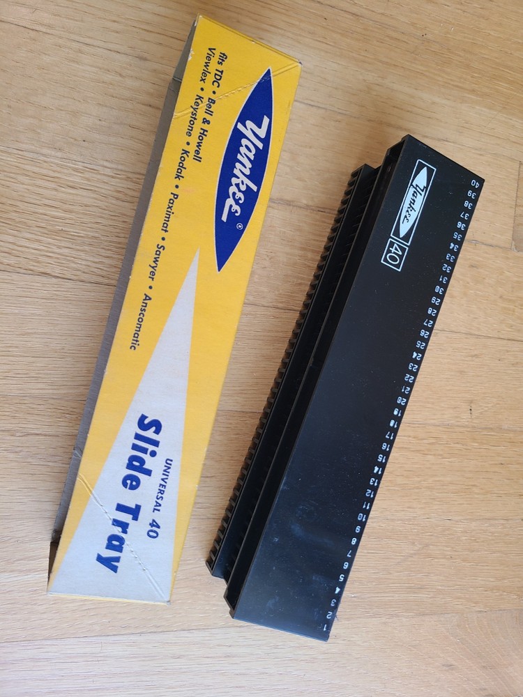 Yankee Universal 40 slide trays (4)
