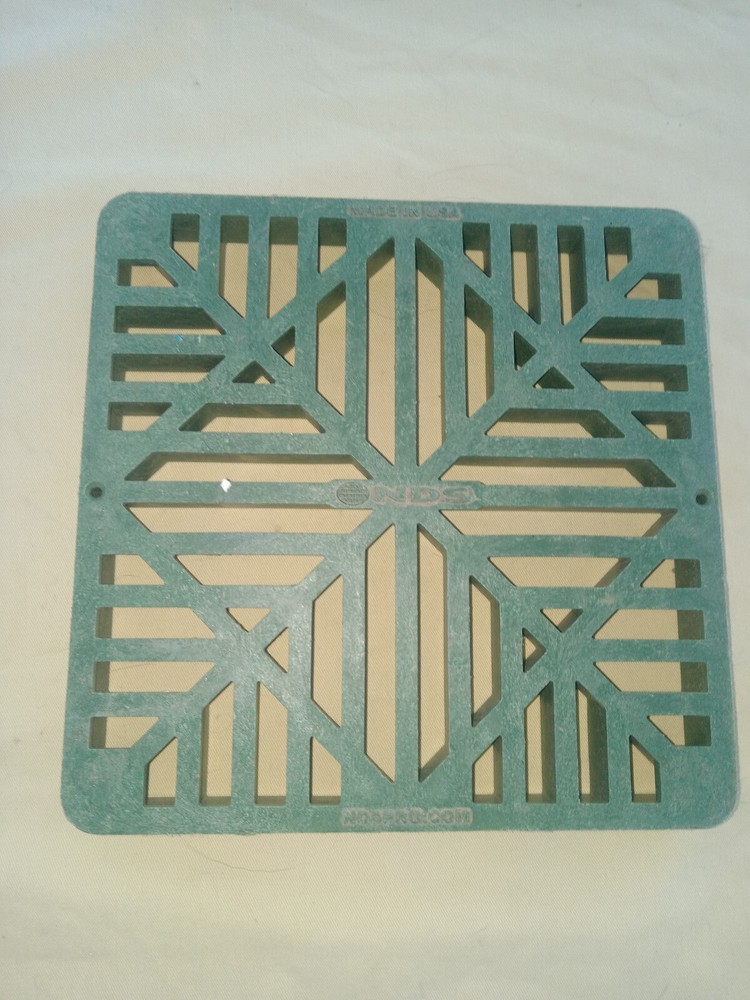 NDS 9 in. Green Square Hard Plastic Drain Grate Snowflake Pattern