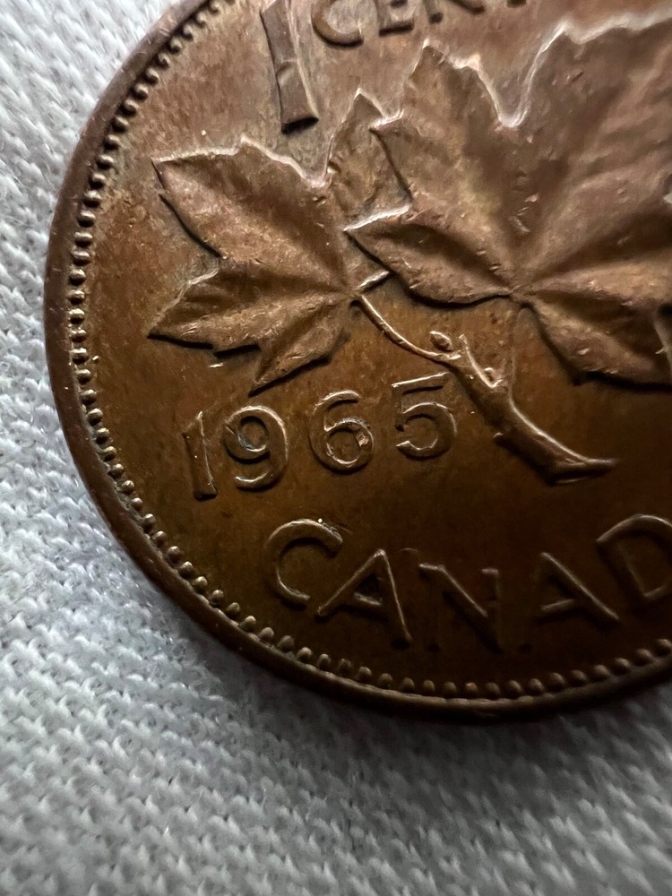 Strike Error - 1965 Canada 1 Cent - Pointed 5, Small Beads