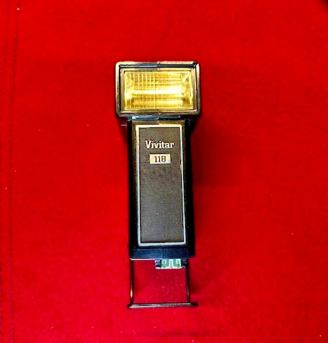 Vintage Kodak Trimlite Instamatic 38 Camera With Flash & Case Untested