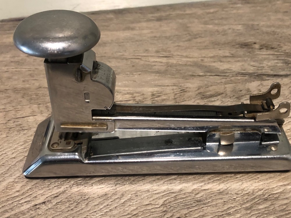 Vintage Pilot Stapler # 402 Ace with Pilot Staples Working
