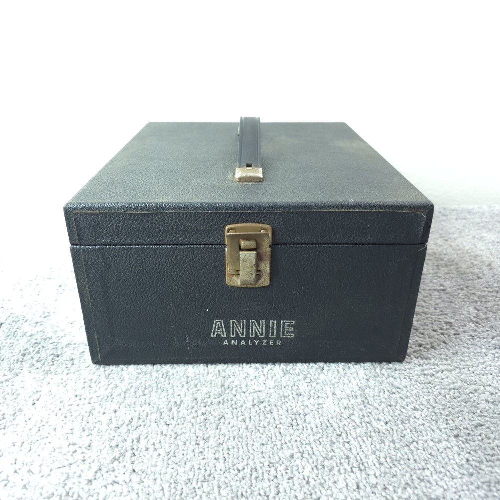 Imperial Eastman Model A-12 Annie Hermetic Unit & Component Analyzer POWERS ON
