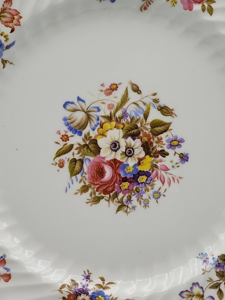 Aynsley Fine Bone China Summertime Pattern 5 Piece Place Setting READ BLUE