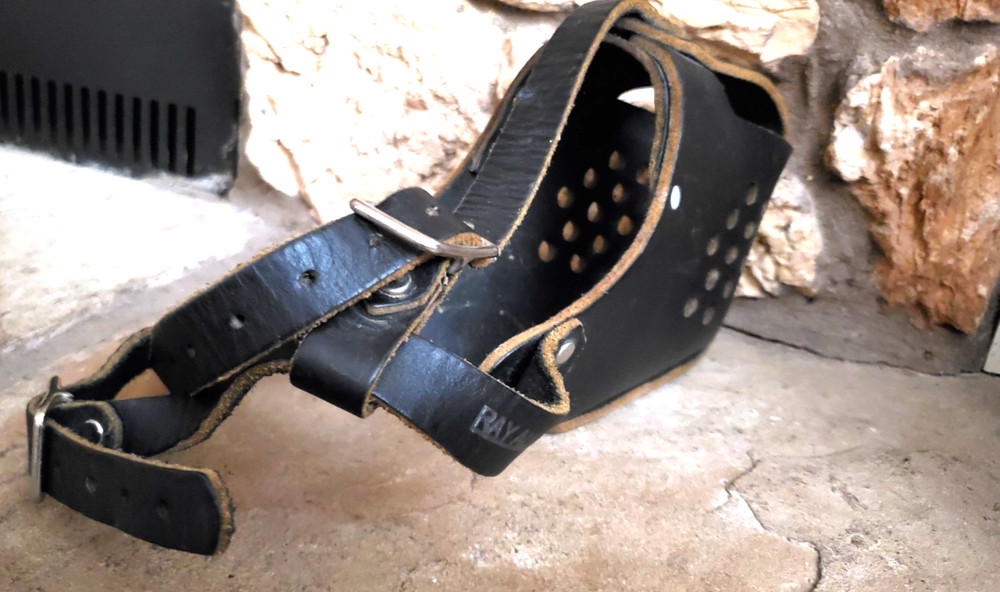 Ray Allen RamLite Handcrafted Black Latigo Leather Size #4 Muzzle