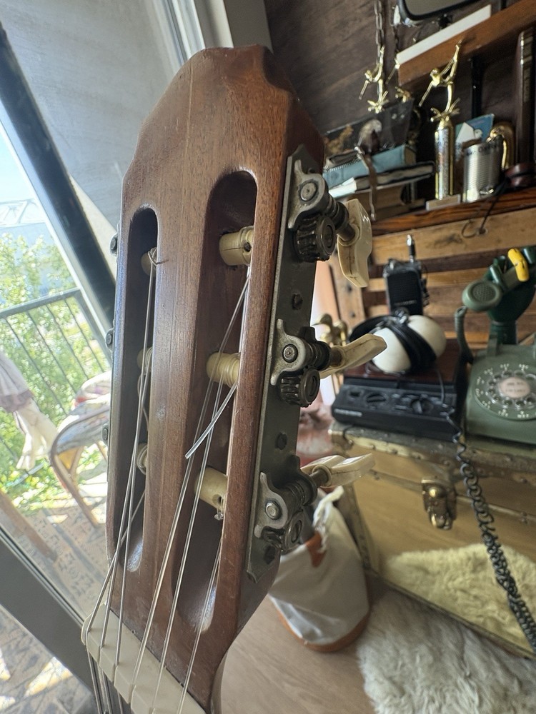 Karl Hauser Model 610 Classical Guitar