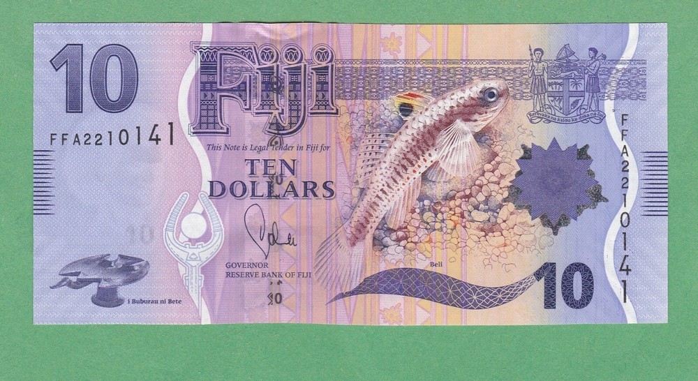 Fiji 10 Dollar Note P-116a     UNCIRCULATED