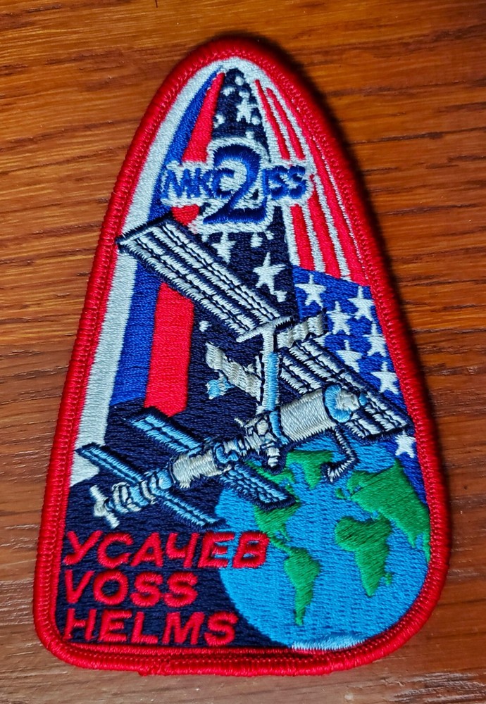 NASA ISS EXPEDITION 2 PATCH 4 3/4 INCH