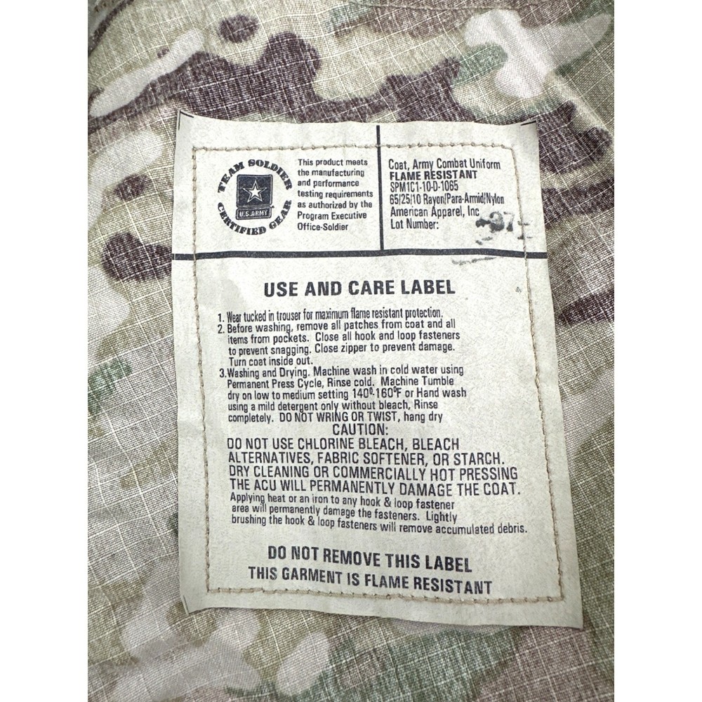 NEW OCP ACU COAT Mens Medium Long NWT