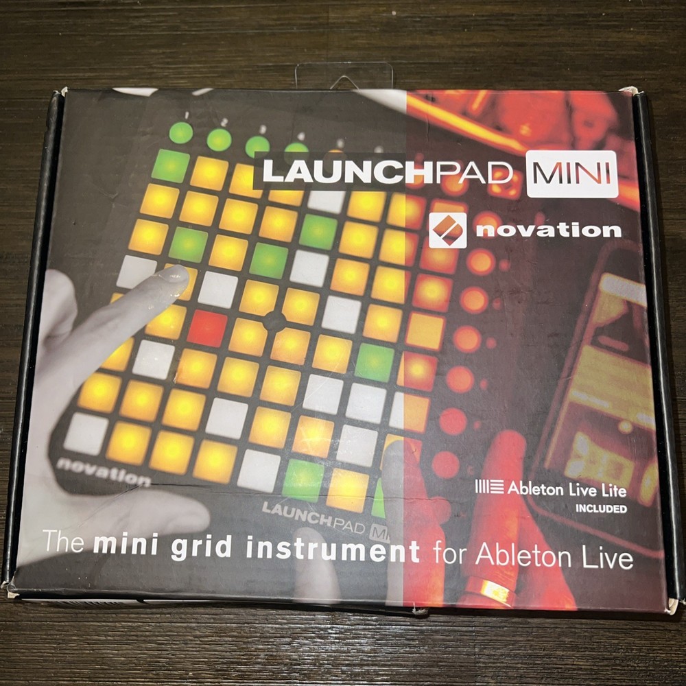 Novation Launchpad Mini Mini Grid Controller