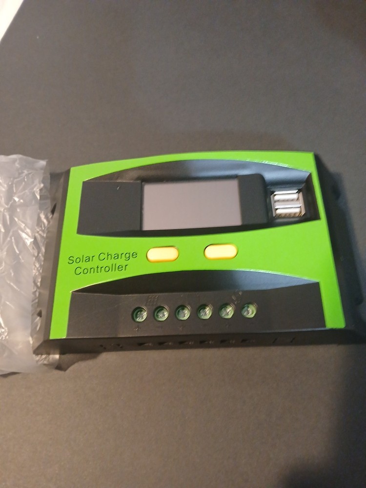 30A PWM Solar Panel Charge Controller 12/24V Auto LCD Display Dual USB Timer Set