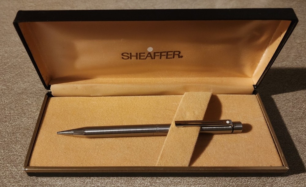 Sheaffer White Dot Mechanical Pencil w/Case....Free Shipping!