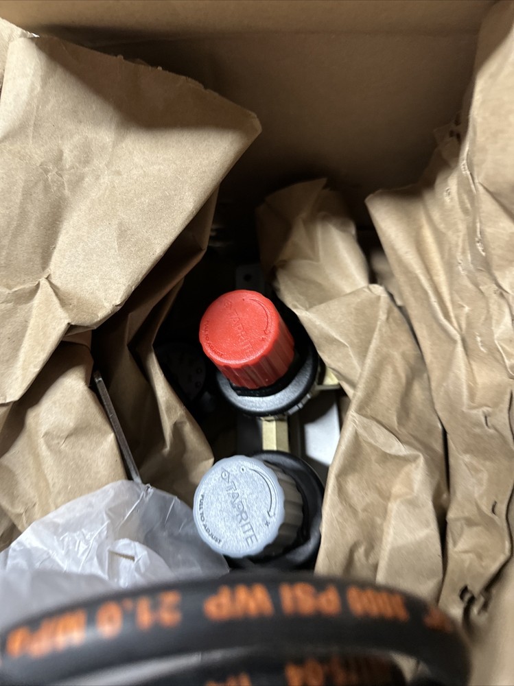 CO2 MANAGEMENT SYSTEM KIT DUAL STAGE POLY BONNET COKE