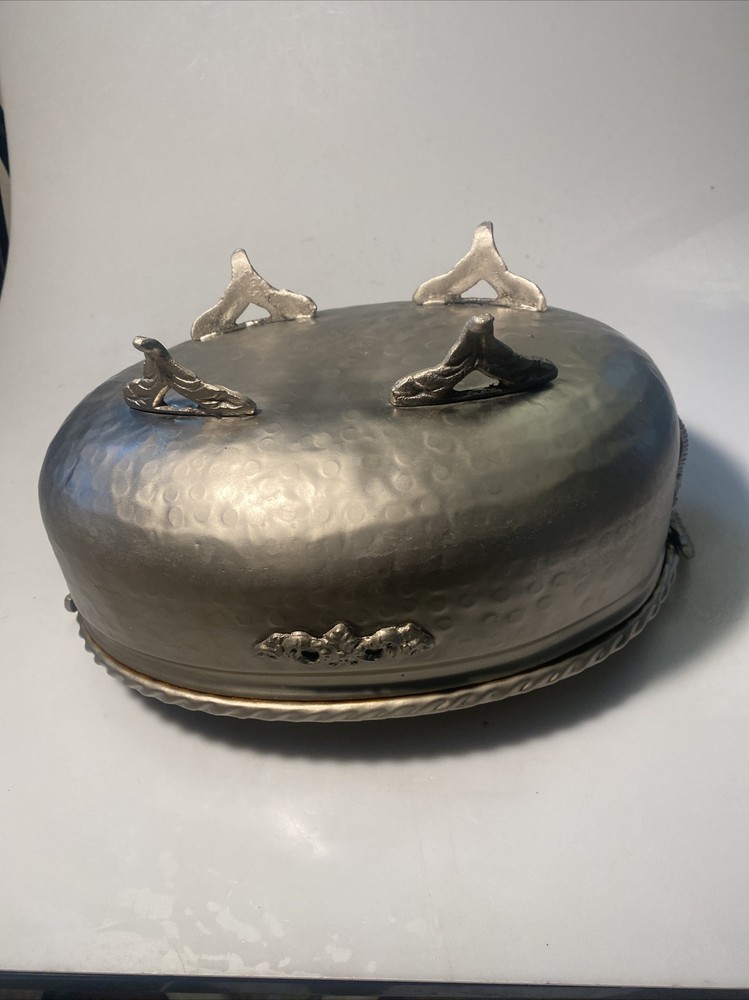 Hammered Metal Planter, Footed /Elephants