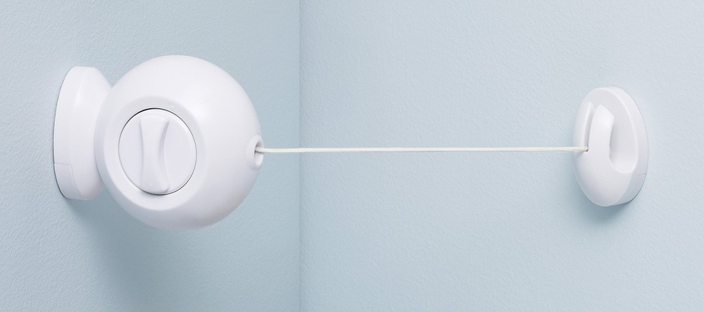 Whitmor Retractable Clothesline 12 Feet White