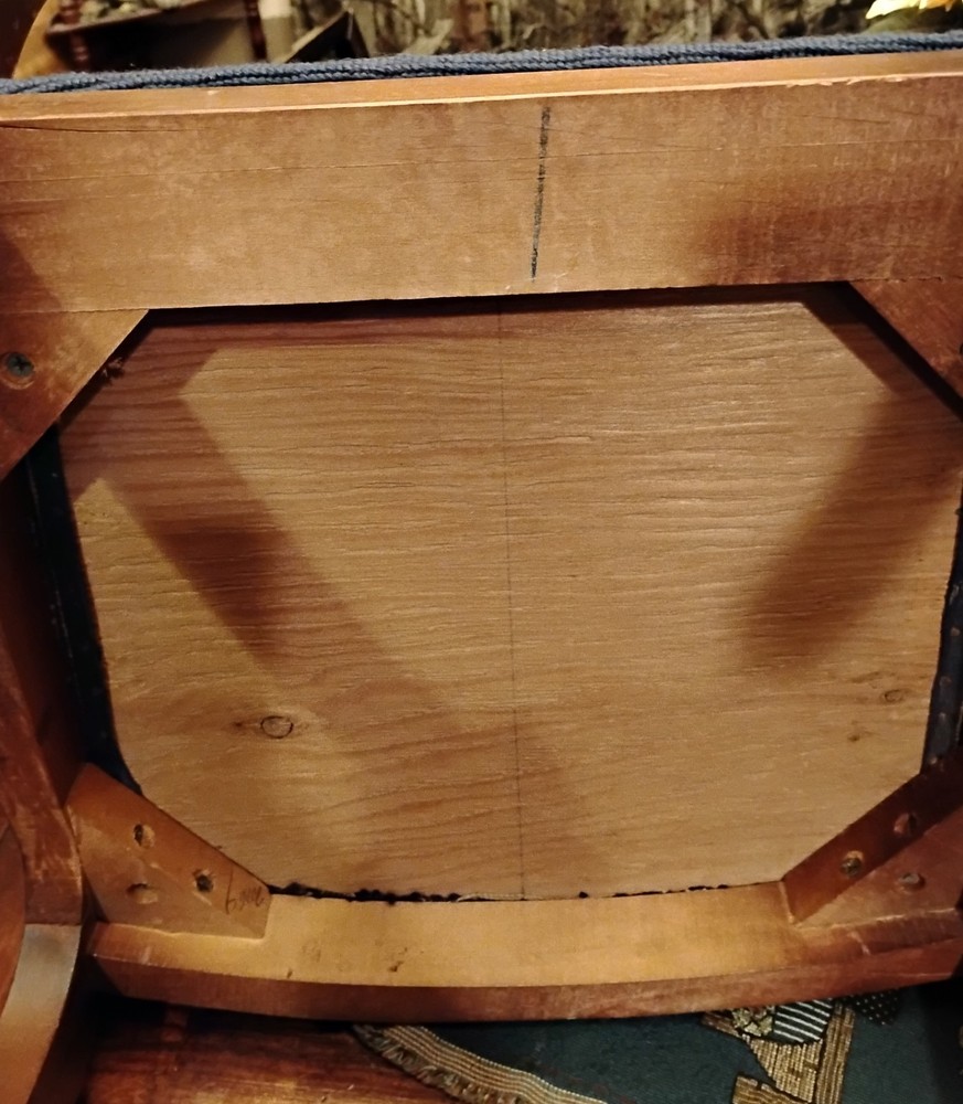 Duncan Phyfe Antique Mahogany Drop Side Dinner Table