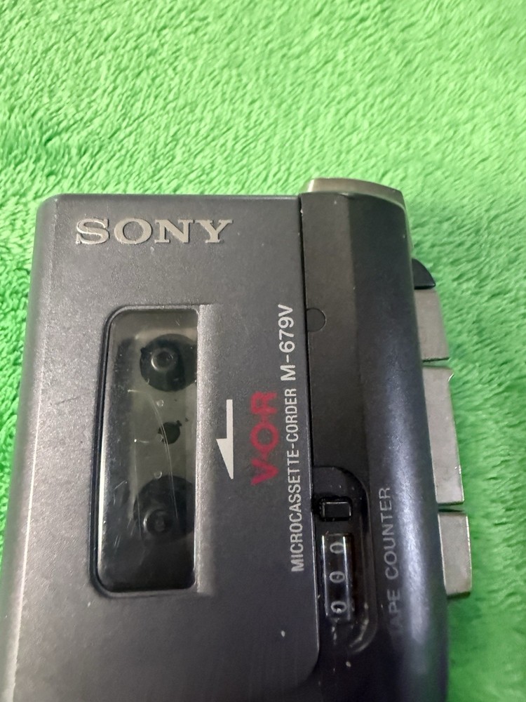 Sony M-679V Handheld Voice Recorder