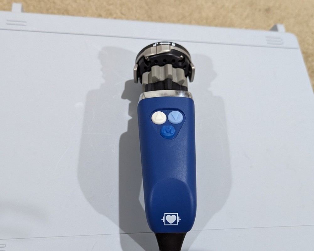 Covidien EleVision 4K Camera System - Camera Console and Camera Head - Mint