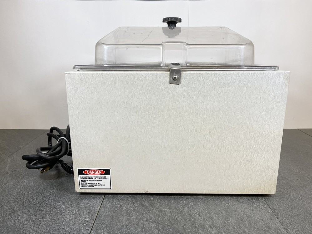 Lab-Line - Aquabath Laboratory Waterbath Model 18005 / Powers up