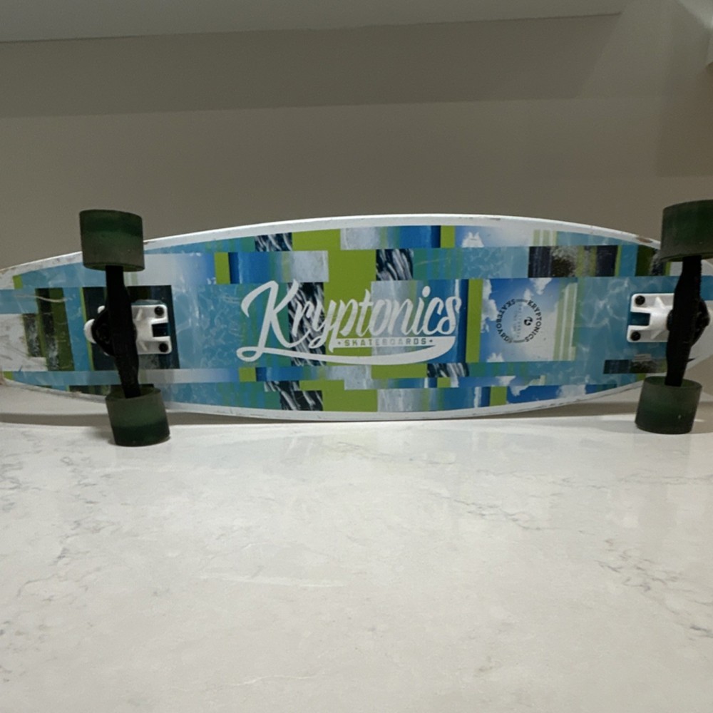 Kryptonics Complete Longboard Skateboard Green Blue Pattern Geometric Design