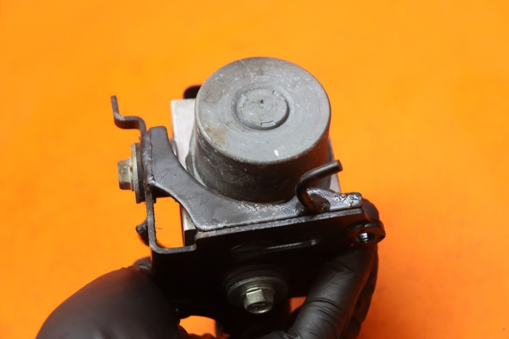 2013-2015 KAWASAKI NINJA 650 OEM ABS PUMP UNIT MODULE
