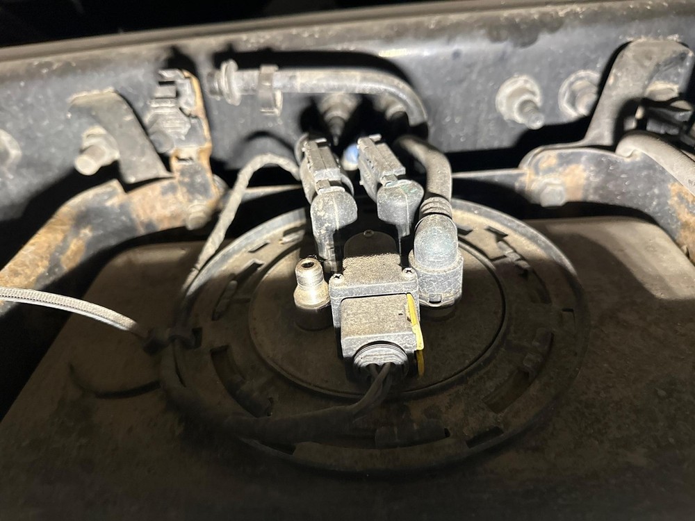 Freightliner CASCADIA DEF Sensor - Used