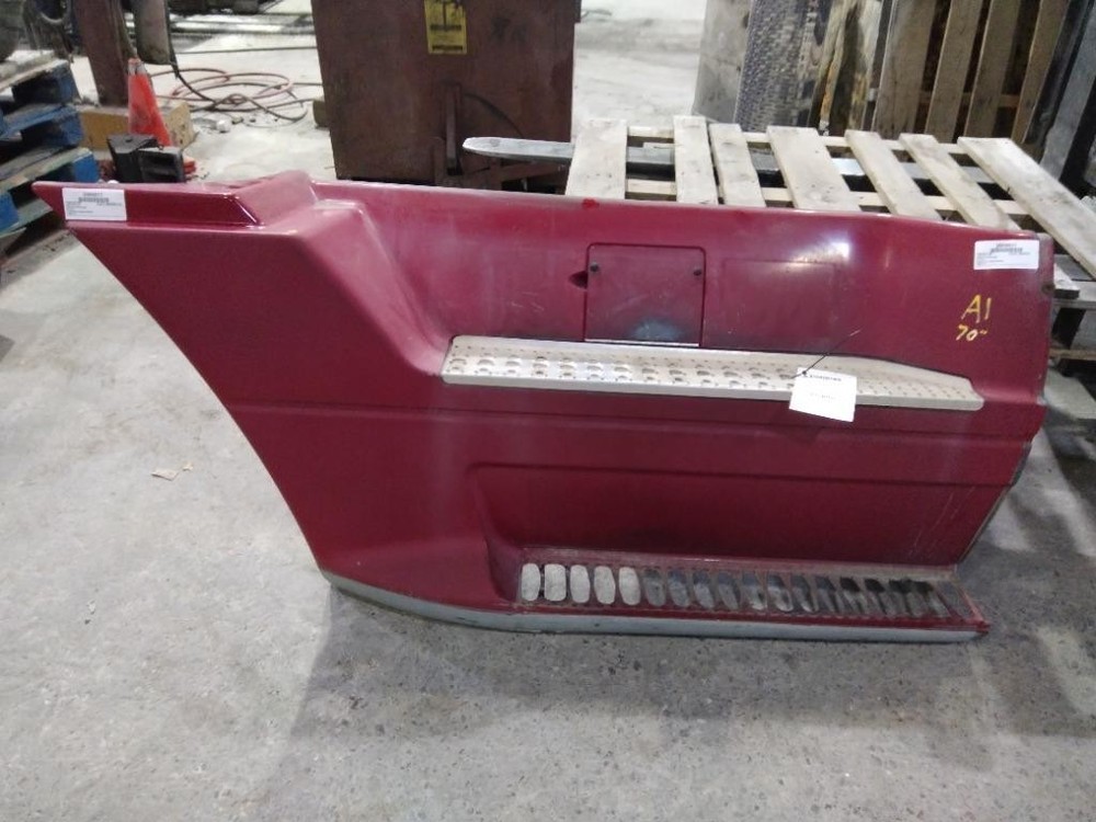 For 2001 FREIGHTLINER CENTURY 120 SIDE FAIRING Left , MN