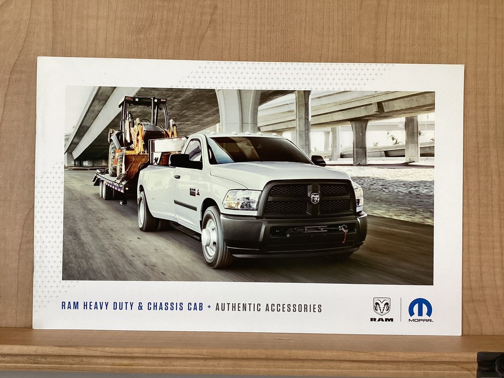 2017 Mopar RAM Heavy Duty & Chassis Cab Accessories Brochure