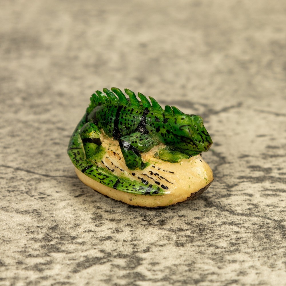 Green Iguana Lizard Tagua Nut Carving