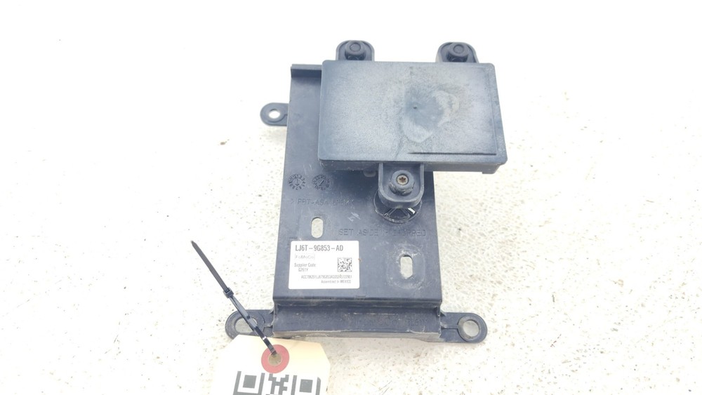 2020-2025 FORD ESCAPE FRONT CRUISE CONTROL DISTANCE SENSOR OEM