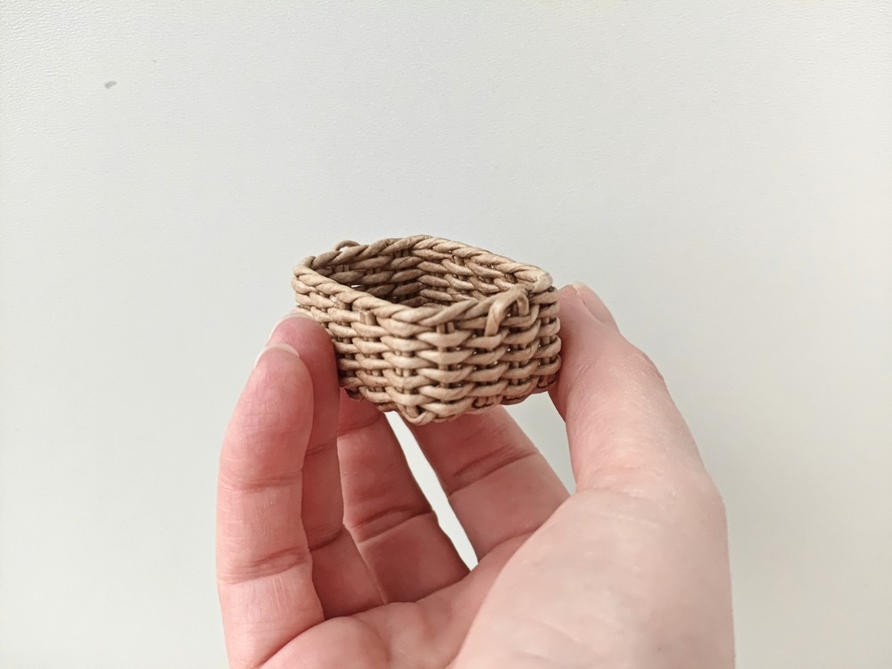 1:12 dollhouse miniature rectangular low wicker storage basket. handmade