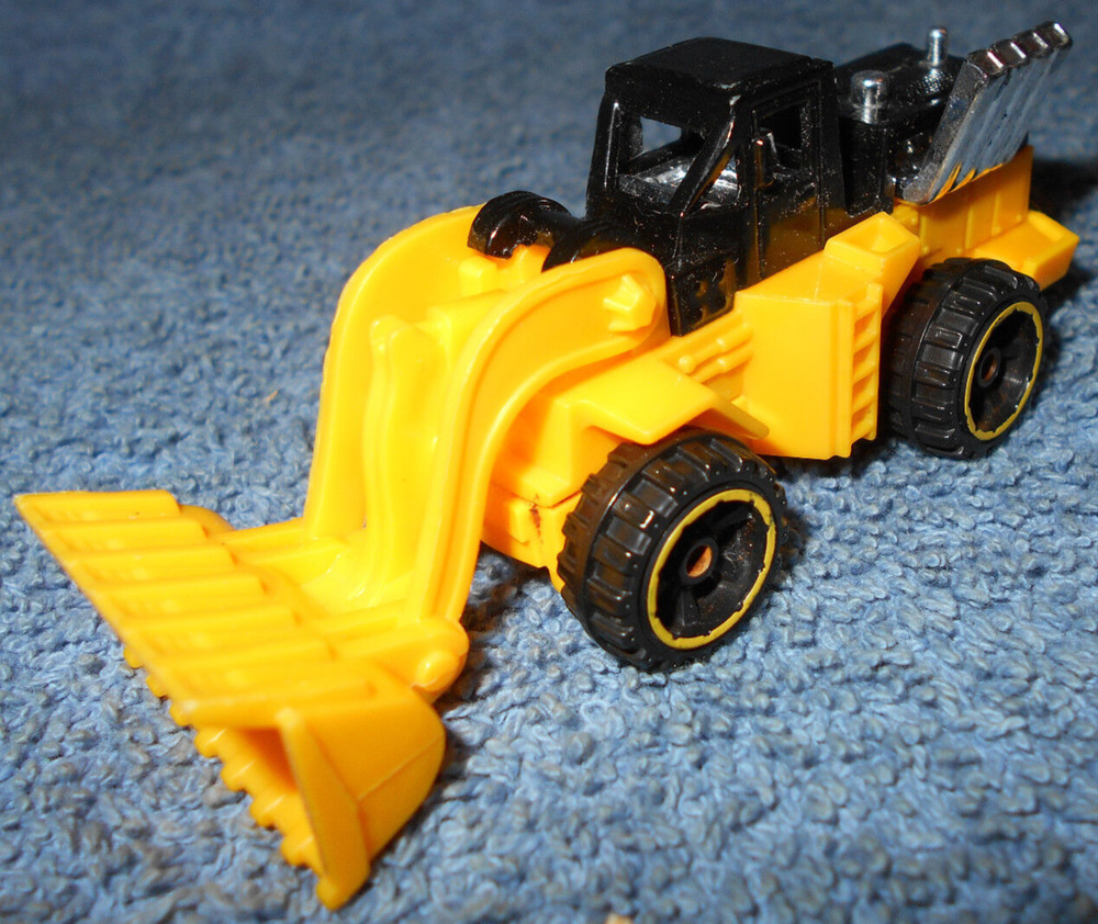 HOT WHEELS WHEEL LOADER YELLOW 3 1/2" DIECAST CONSTRUCTION VEHICLE - NICE