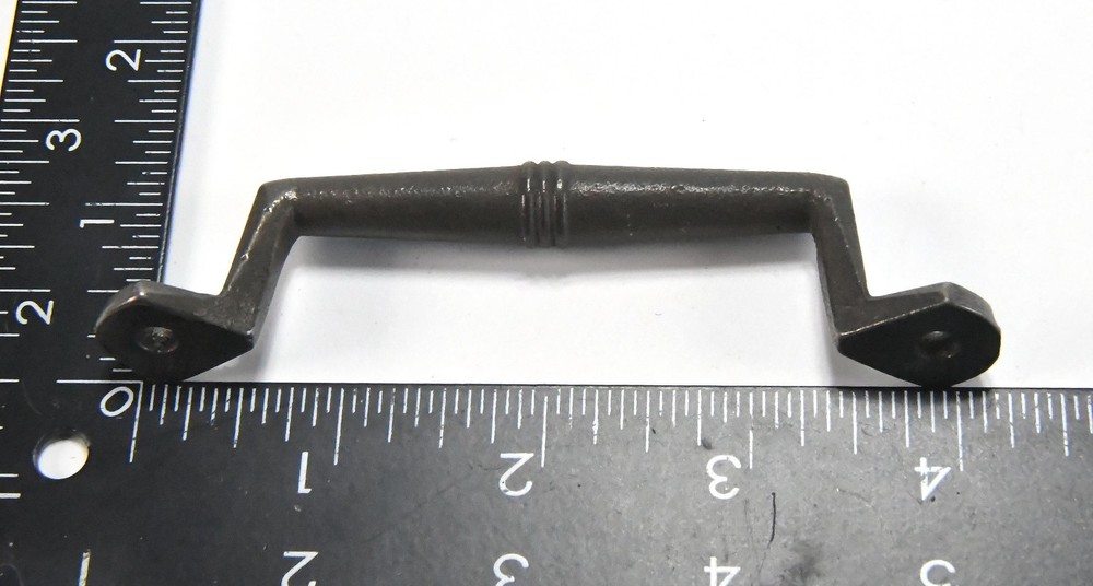 4 MATCHING VINTAGE METAL DRAWER PULLS
