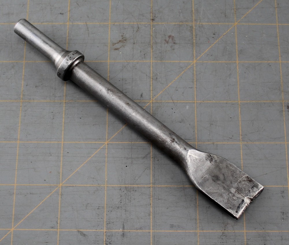 Mac Tools AH902 Air Hammer .401 Shank Flat Chisel