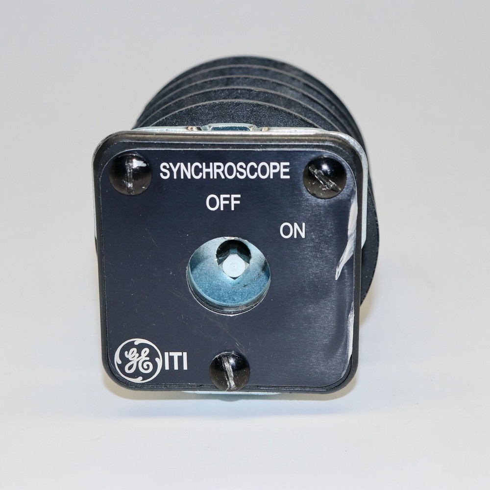 GE ITI Synchronizing Switch, Scratch/Dent, 4 Decks, 9524204E